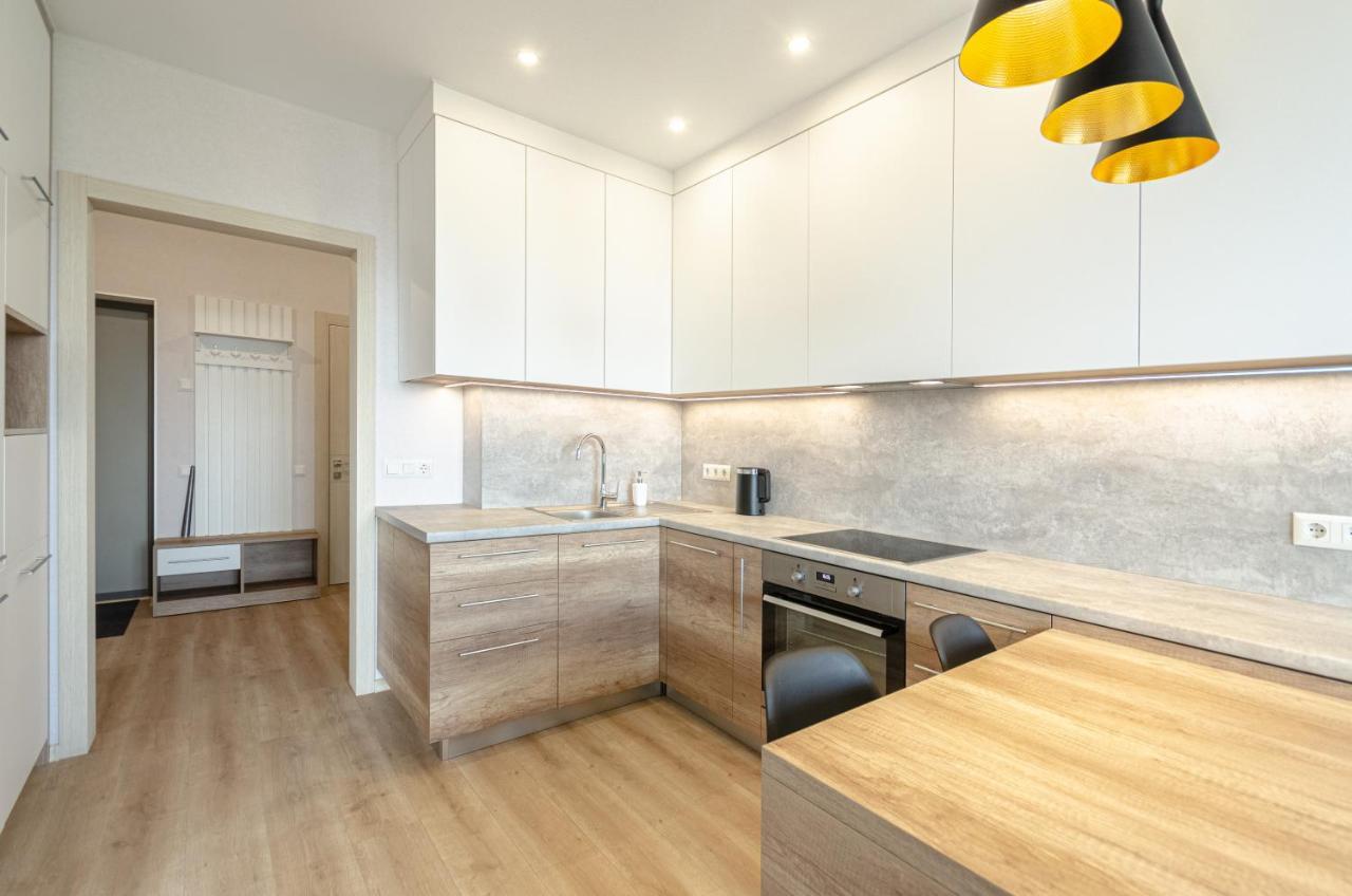 Petrovdom 5-25 In Cozy Apartment In Residential Complex "Beresteiskyi" Kiev Luaran gambar