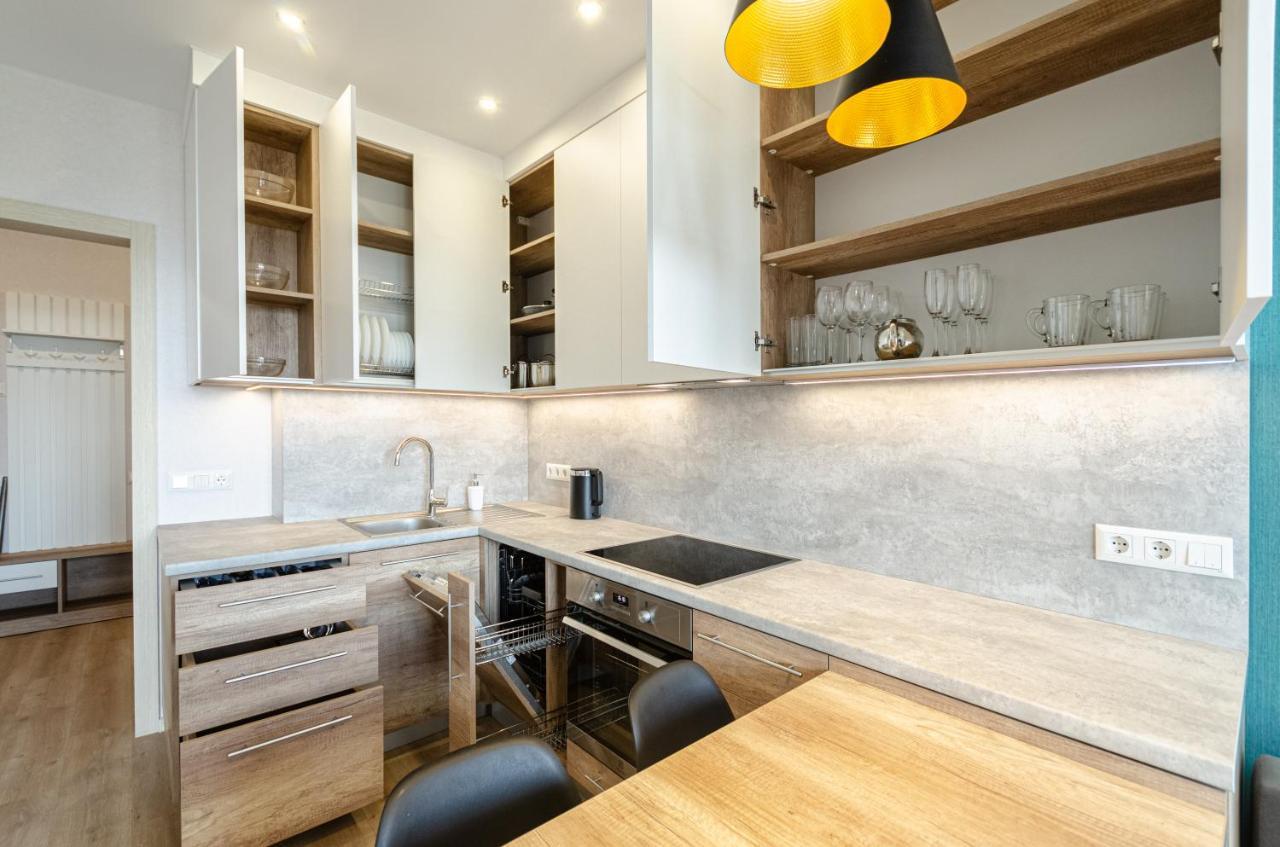 Petrovdom 5-25 In Cozy Apartment In Residential Complex "Beresteiskyi" Kiev Luaran gambar