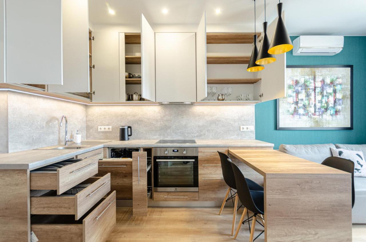 Petrovdom 5-25 In Cozy Apartment In Residential Complex "Beresteiskyi" Kiev Luaran gambar