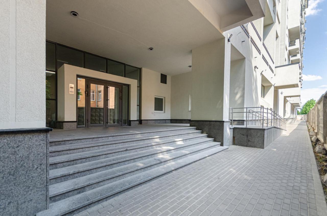 Petrovdom 5-25 In Cozy Apartment In Residential Complex "Beresteiskyi" Kiev Luaran gambar