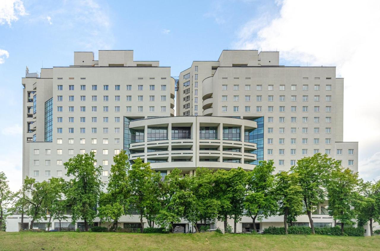 Petrovdom 5-25 In Cozy Apartment In Residential Complex "Beresteiskyi" Kiev Luaran gambar