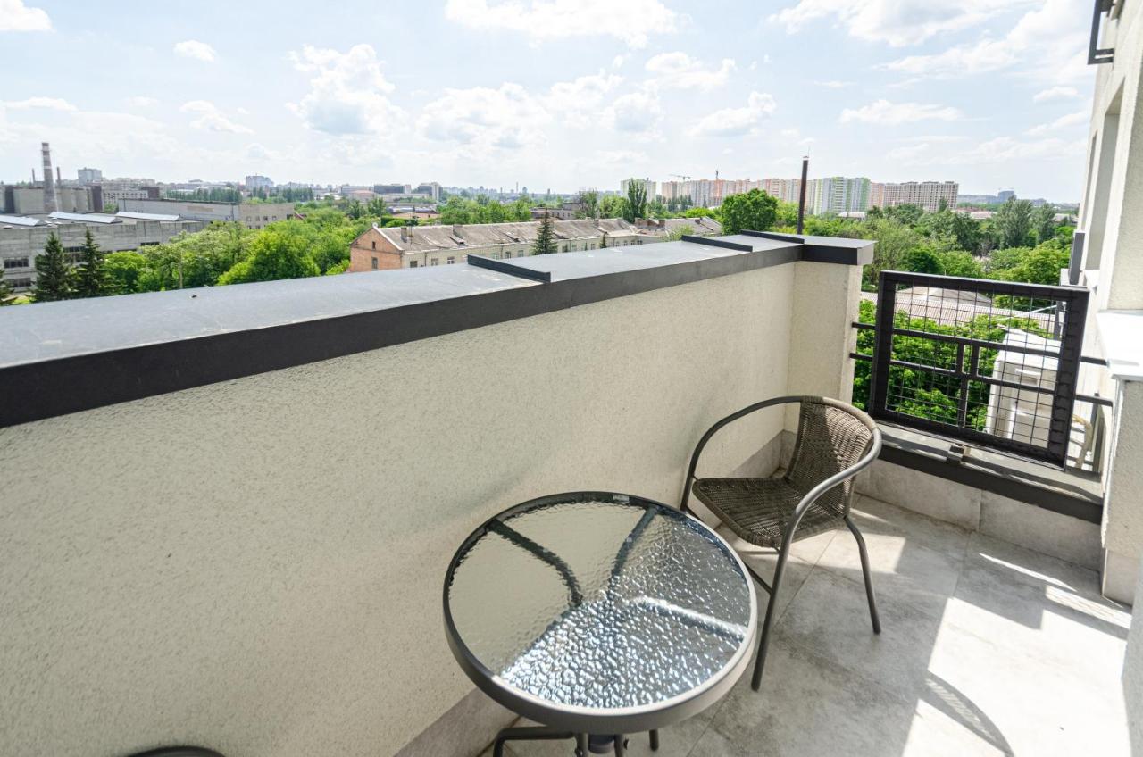 Petrovdom 5-25 In Cozy Apartment In Residential Complex "Beresteiskyi" Kiev Luaran gambar
